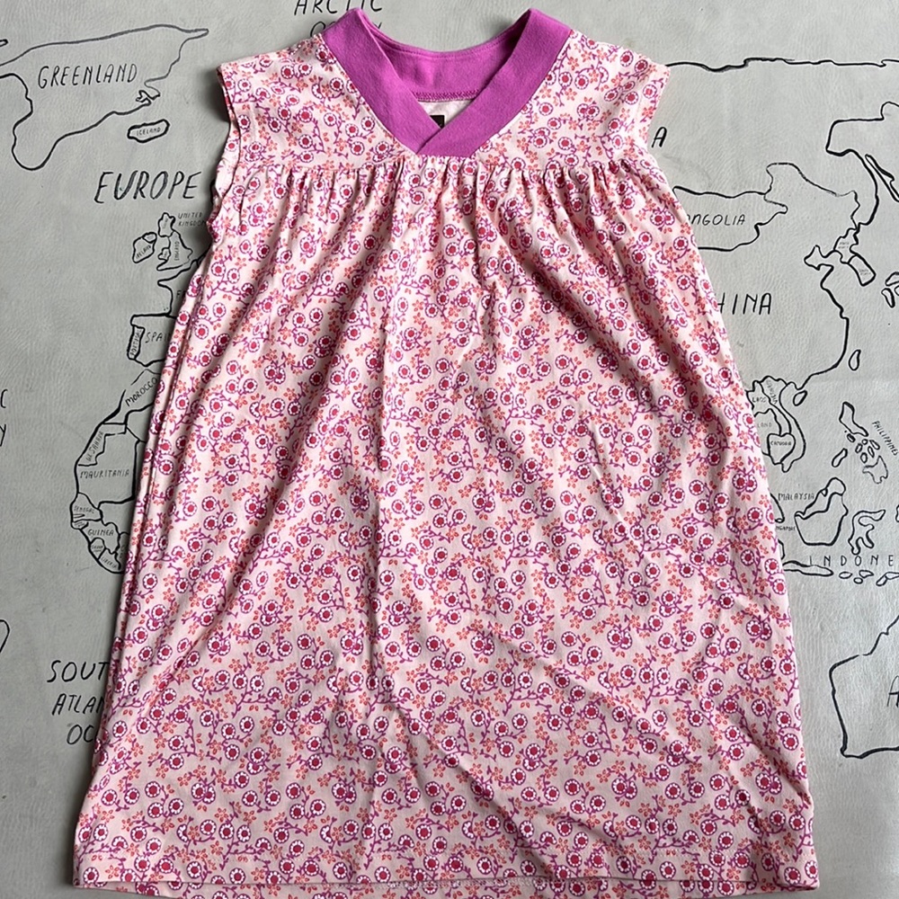 Tea collection flower print No sleeve dress size 4